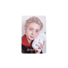 Load image into Gallery viewer, ATEEZ 'GOLDEN HOUR : Part.5' Hellolive POB Benefit Photocard
