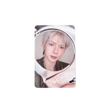 Load image into Gallery viewer, ATEEZ 'GOLDEN HOUR : Part.5' Hellolive Digipack Ver. POB Benefit Photocard
