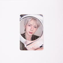 Load image into Gallery viewer, ATEEZ 'GOLDEN HOUR : Part.5' Hellolive POB Benefit Photocard

