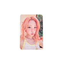 Load image into Gallery viewer, Hearts2Hearts 'Lemon Tang' Soundwave Pop-Up Lucky Draw Benefit Photocard
