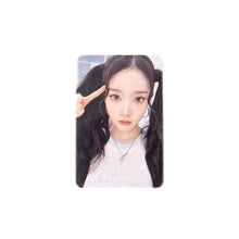 Load image into Gallery viewer, STAYC '2:LOVE' Soundwave Pop-Up Cafe Lucky Draw Photocard
