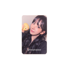 Load image into Gallery viewer, LE SSERAFIM 'SPAGHETTI' 7-ELEVEN Lucky Draw Benefit Photocard
