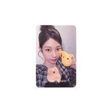 Load image into Gallery viewer, LE SSERAFIM 'SPAGHETTI' 7-ELEVEN Lucky Draw Benefit Photocard

