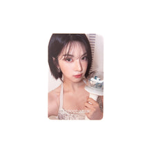 Load image into Gallery viewer, NMIXX Light Stick Ver.2 FANS Shop POB Benefit Photocard
