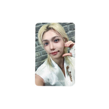 Load image into Gallery viewer, Stray Kids &#39;合 (HOP)&#39; JYP Shop Pop-up Lucky Draw POB Benefit Photocard
