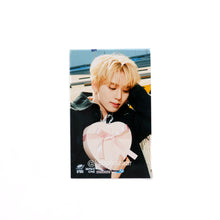 Load image into Gallery viewer, ZEROBASEONE &#39;Prezent&#39; HMV POB Benefit Photocard
