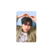 Load image into Gallery viewer, ZEROBASEONE &#39;Blue Paradise&#39; Withmuu Digipack POB Benefit Photocard
