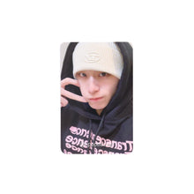 Load image into Gallery viewer, XLOV &#39;I&#39;MMA BE&#39; Everline FS Benefit Photocard
