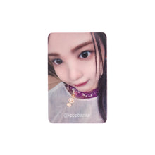 Load image into Gallery viewer, Hearts2Hearts &#39;The Chase&#39; Soundwave POB Benefit Photocard
