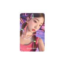 Load image into Gallery viewer, Loossemble &#39;Loossemble&#39; Official Album Photocard
