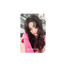 Load image into Gallery viewer, SEULGI &#39;Accidentally on Purpose&#39; Apple Music POB Benefit Photocard
