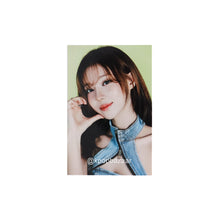 Load image into Gallery viewer, aespa 'Exhibition #potd #aespa' Official Random Trading Photocard (B Ver.)
