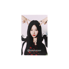 Load image into Gallery viewer, aespa 'Exhibition #potd #aespa' Official Random Trading Photocard (B Ver.)
