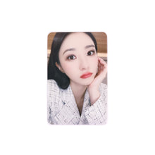 Load image into Gallery viewer, Dreamcatcher &#39;Apocalypse: Follow Us&#39; Whosfan POB Benefit Photocard
