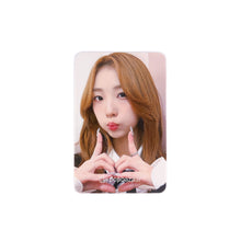 Load image into Gallery viewer, Loossemble &#39;Loossemble&#39; Whosfan VC Benefit Photocard
