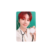 Load image into Gallery viewer, SF9 &#39;Love Race&#39; Apple Music POB Benefit Photocard
