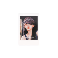 Load image into Gallery viewer, NMIXX &#39;Fe304: FORWARD&#39; Apple Music POB Benefit Photocard
