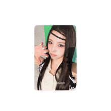 Load image into Gallery viewer, NMIXX &#39;Fe304: FORWARD&#39; Apple Music POB Benefit Photocard

