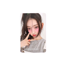 Load image into Gallery viewer, KiiiKiii &#39;UNCUT GEM&#39; Apple Music POB Benefit Photocard
