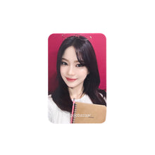 Load image into Gallery viewer, STAYC &#39;S&#39; Soundwave POB Benefit Photocard
