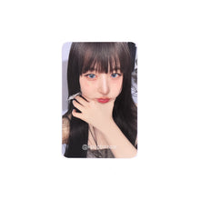 Load image into Gallery viewer, NMIXX &#39;Fe304: FORWARD&#39; YES24 POB Benefit Photocard
