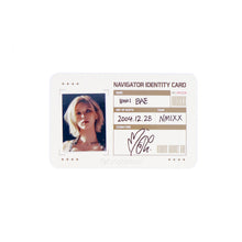 Load image into Gallery viewer, NMIXX &#39;Fe304: FORWARD&#39; Soundwave POB Benefit Photocard
