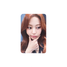 Load image into Gallery viewer, LE SSERAFIM &#39;HOT&#39; Soundwave Lucky Draw Benefit Photocard
