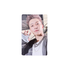 Load image into Gallery viewer, SEVENTEEN &#39;HAPPY BURSTDAY&#39; Weverse POB Benefit Photocard
