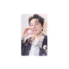 Load image into Gallery viewer, SEVENTEEN &#39;HAPPY BURSTDAY&#39; Weverse POB Benefit Photocard
