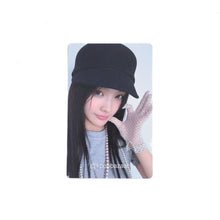 Load image into Gallery viewer, ILLIT &#39;bomb&#39; Weverse GLLIT Ver. POB Benefit Photocard
