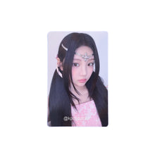 Load image into Gallery viewer, ILLIT &#39;bomb&#39; Weverse POB Benefit Photocard
