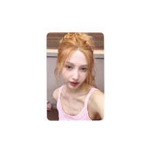 Load image into Gallery viewer, JOY &#39;From JOY, with Love&#39; Apple Music POB Benefit Photocard
