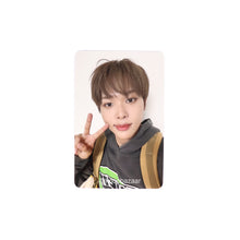 Load image into Gallery viewer, KickFlip &#39;My First Flip&#39; Apple Music POB Benefit Photocard
