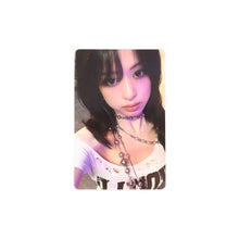Load image into Gallery viewer, BABYMONSTER 'WE GO UP' Pattern Ver. POB Benefit Photocard
