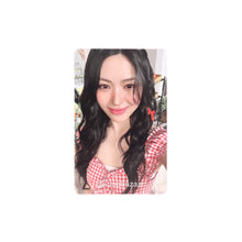 Load image into Gallery viewer, ITZY 'JYP JAPAN POPUP STORE 2025' Official MD Benefit Photocard
