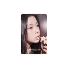 Load image into Gallery viewer, NMIXX 'Blue Valentine' Apple Music Love Token Ver. POB Benefit Photocard
