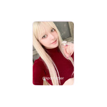 Load image into Gallery viewer, NMIXX 'Blue Valentine' Apple Music POB Benefit Photocard
