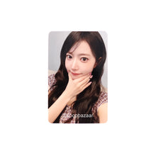 Load image into Gallery viewer, LE SSERAFIM 'SPAGHETTI' Apple Music Compact Ver. POB Benefit Photocard
