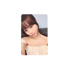 Load image into Gallery viewer, LE SSERAFIM 'SPAGHETTI' Apple Music Compact Ver. POB Benefit Photocard
