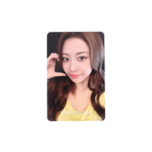 Load image into Gallery viewer, LE SSERAFIM 'SPAGHETTI' Apple Music Compact Ver. POB Benefit Photocard
