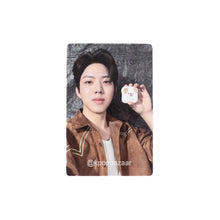 Load image into Gallery viewer, DAY6 3rd World Tour 'FOREVER YOUNG' Blu-ray Apple Music POB Benefit Photocard

