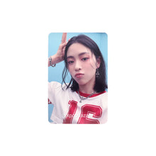 Load image into Gallery viewer, ITZY 'Kill My Doubt' Blue Dream Media POB Benefit Photocard
