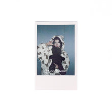Load image into Gallery viewer, Hearts2Hearts 'Style' InterAsia Lucky Draw Round 2 Benefit Photocard
