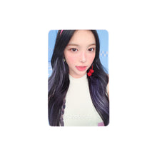 Load image into Gallery viewer, Hearts2Hearts 'Style' InterAsia Lucky Draw Benefit Photocard
