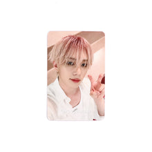 Load image into Gallery viewer, P1Harmony 'UNIQUE' Apple Music Light Keyring Ver. POB Benefit Photocard
