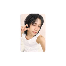 Load image into Gallery viewer, P1Harmony 'UNIQUE' Apple Music Light Keyring Ver. POB Benefit Photocard
