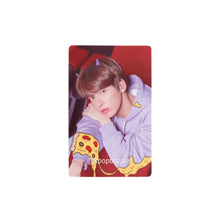 Load image into Gallery viewer, TXT 'The Dream Chapter: Star' Soundwave 2023 Lucky Draw Benefit Photocard
