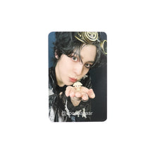Load image into Gallery viewer, ATEEZ 'GOLDEN HOUR : Part.4' Soundwave POB Benefit Photocard
