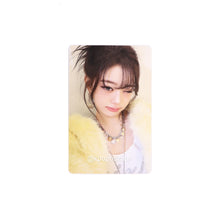 Load image into Gallery viewer, IVE 'REVIVE+' Soundwave POB Benefit Photocard
