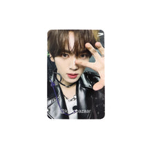 Load image into Gallery viewer, ZEROBASEONE 'RE-FLOW' Soundwave POB Benefit Photocard
